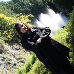 Meet your Posher, Nadya